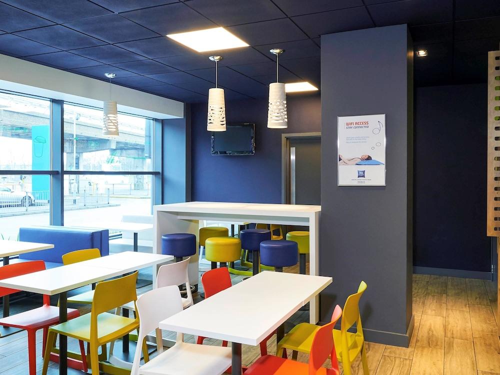 Ibis Birmingham Airport Terminal Building - Nec Бикенхил
