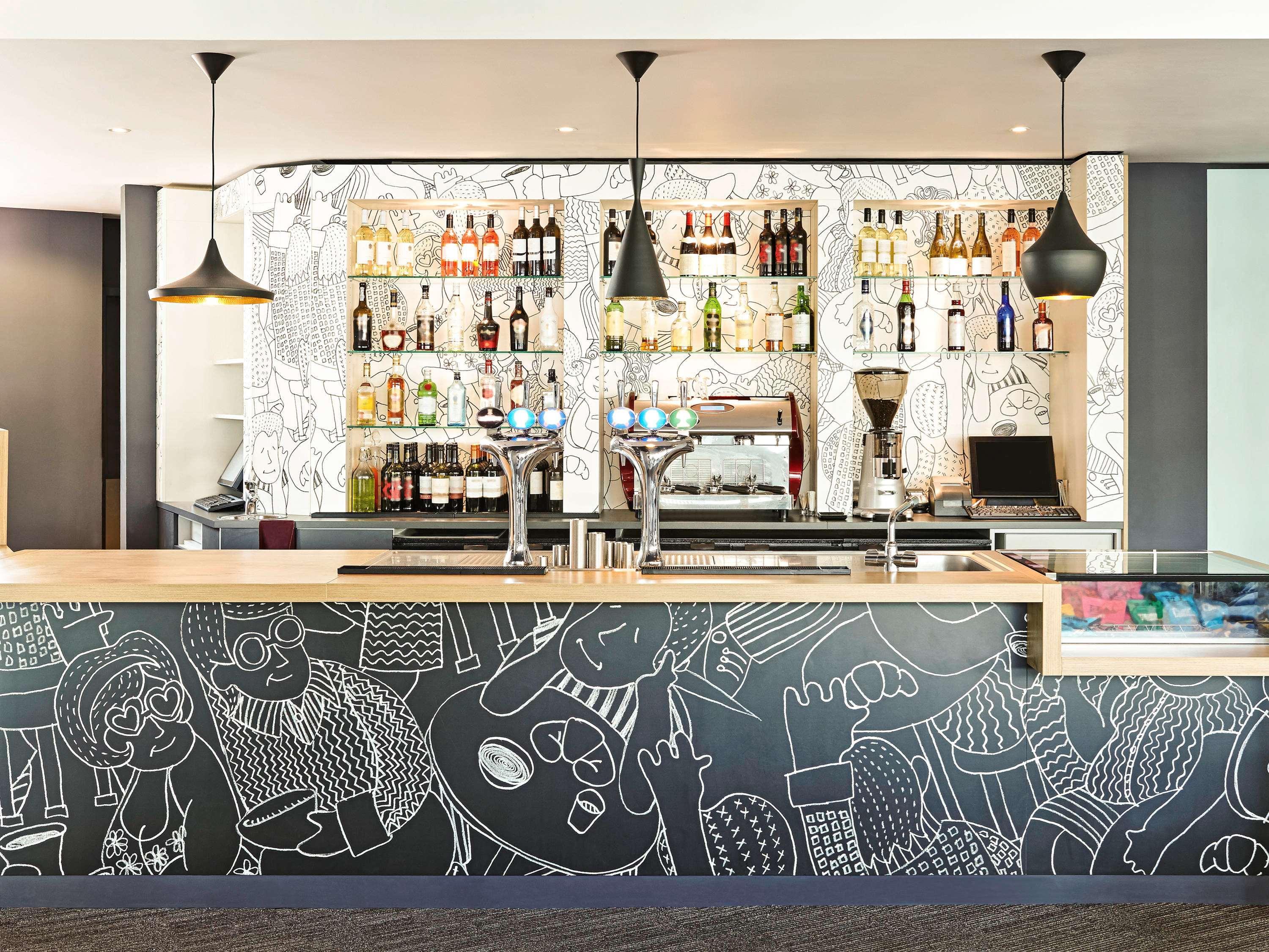 Ibis Birmingham Airport Terminal Building - Nec Bickenhill